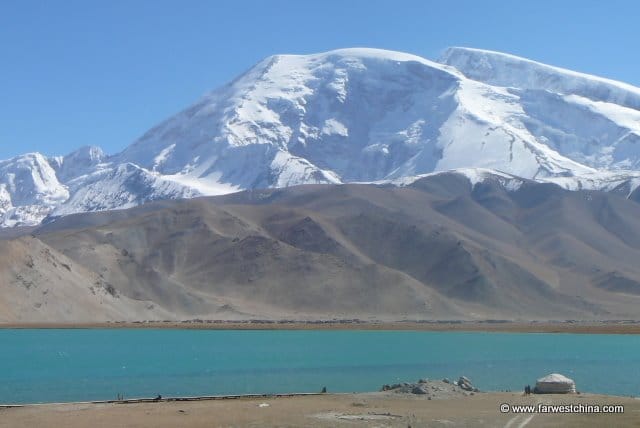 Muztag Ata at Karakul Lake The Muztag Ata presides over Karakul Lake in Xinjiang