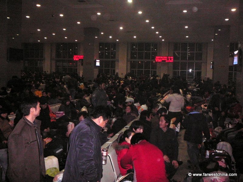 hard seat waiting room A packed waiting room for hard seat ticket holders