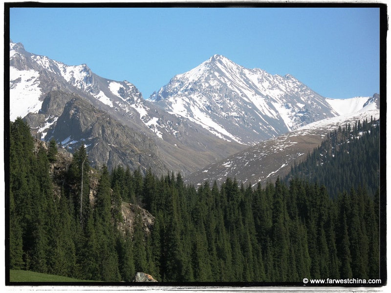 TianShan Mountains A beautiful view of Xinjiang's Tianshan