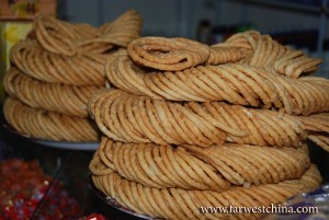 A Uyghur snack called Sanzi