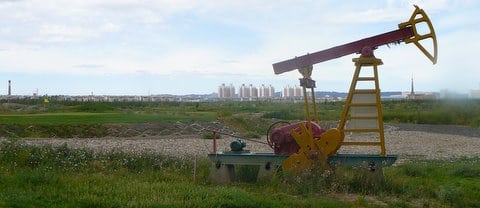 A fake oil rig on the Karamay golf course in Xinjiang, China
