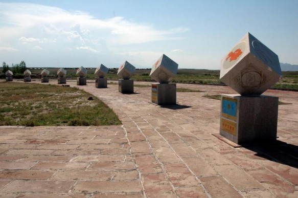 Every Asian country represented at the Center of Asia in Xinjiang