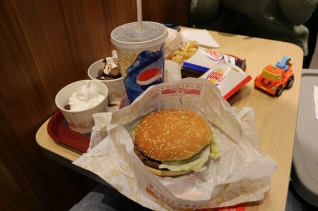 Thursday burger king deal History. The company known today as Burger King itself began as a franchise; the predecessor of the modern company was founded in in Jacksonville, Florida, as Insta-Burger gnula.ml original founders and owners, Kieth J. Kramer and Matthew Burns, opened their first stores around a piece of equipment known as the Insta-Broiler.