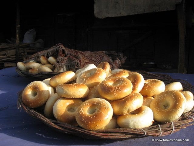 A special Uyghur bagel bread