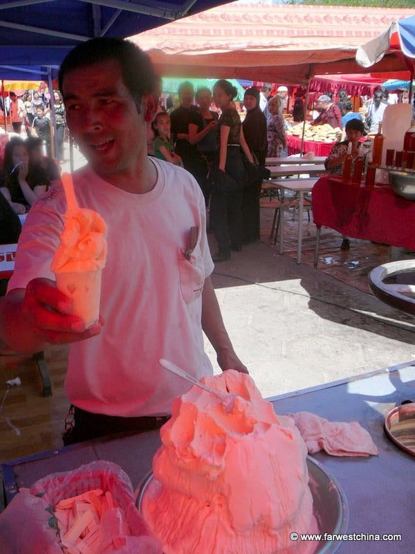 A Uyghur vendor serves ice cream