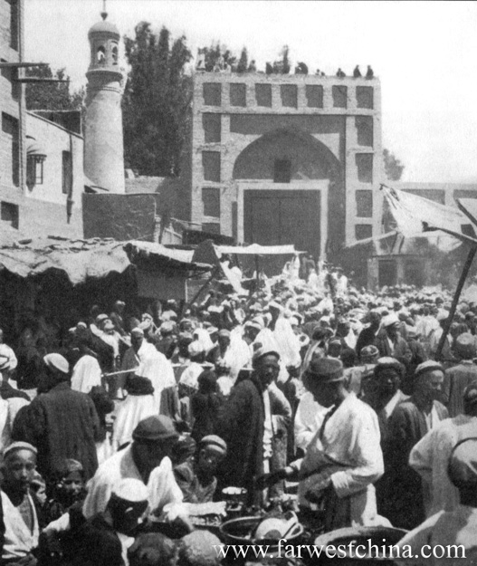 Kashgar's Id Kah Mosque circa 1936