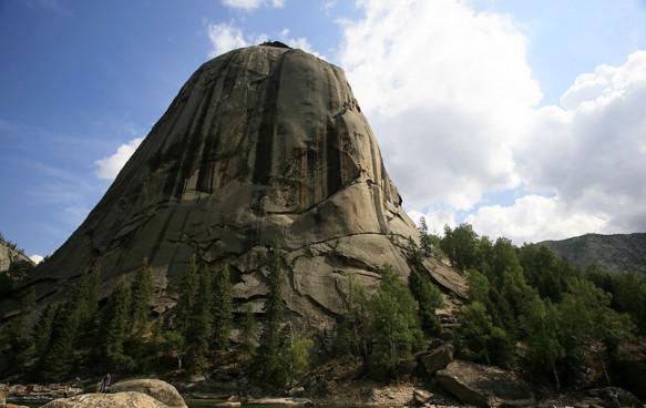 The mountain of God in Xinjiang's Keketuohai National Park
