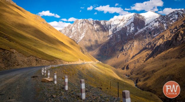 A view of the Tianshan from my Xinjiang road trip