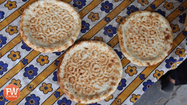 Uyghur sesame flatbread