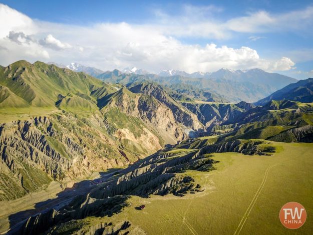 Dushanzi Grand Canyon as seen from Wusu, Xinjiang 独山子大峡谷