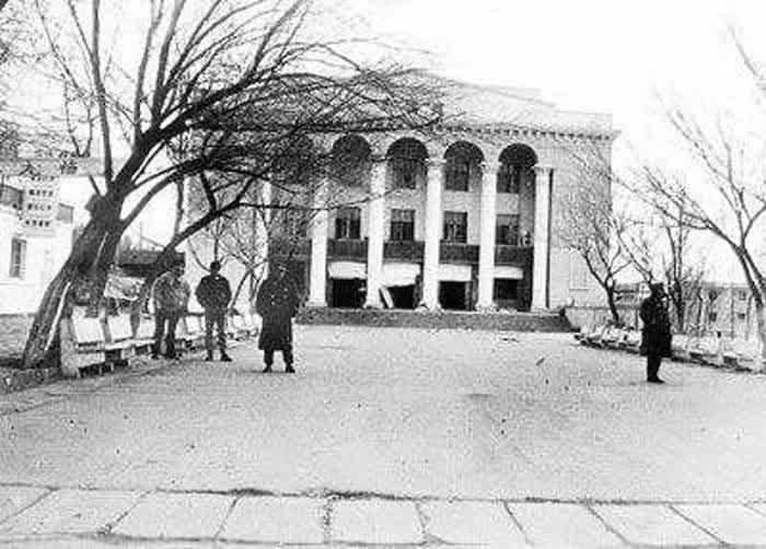 Karamay theater after the fire in 1994