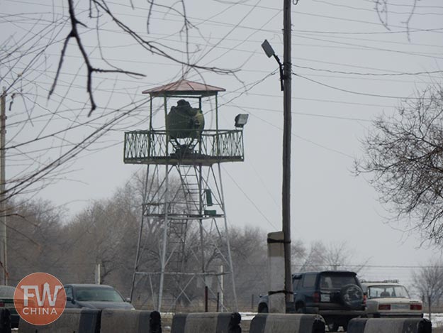 The international border crossing between China and Kazakhstan