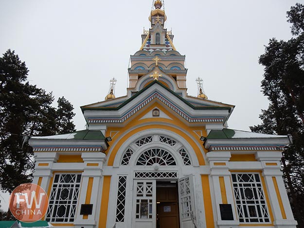 Zhenkov Cathedral facing the front