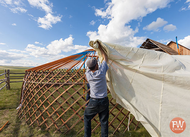 How to build a yurt